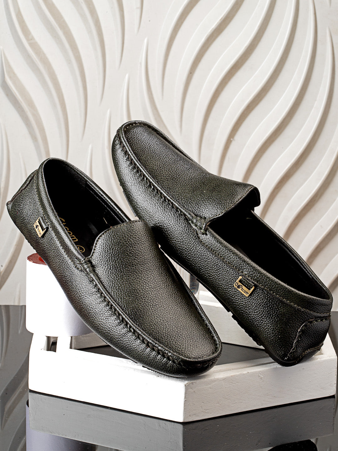 Dotcom DRIVE 161 Comfortable Stylish Synthetic Casual Loafers For Men